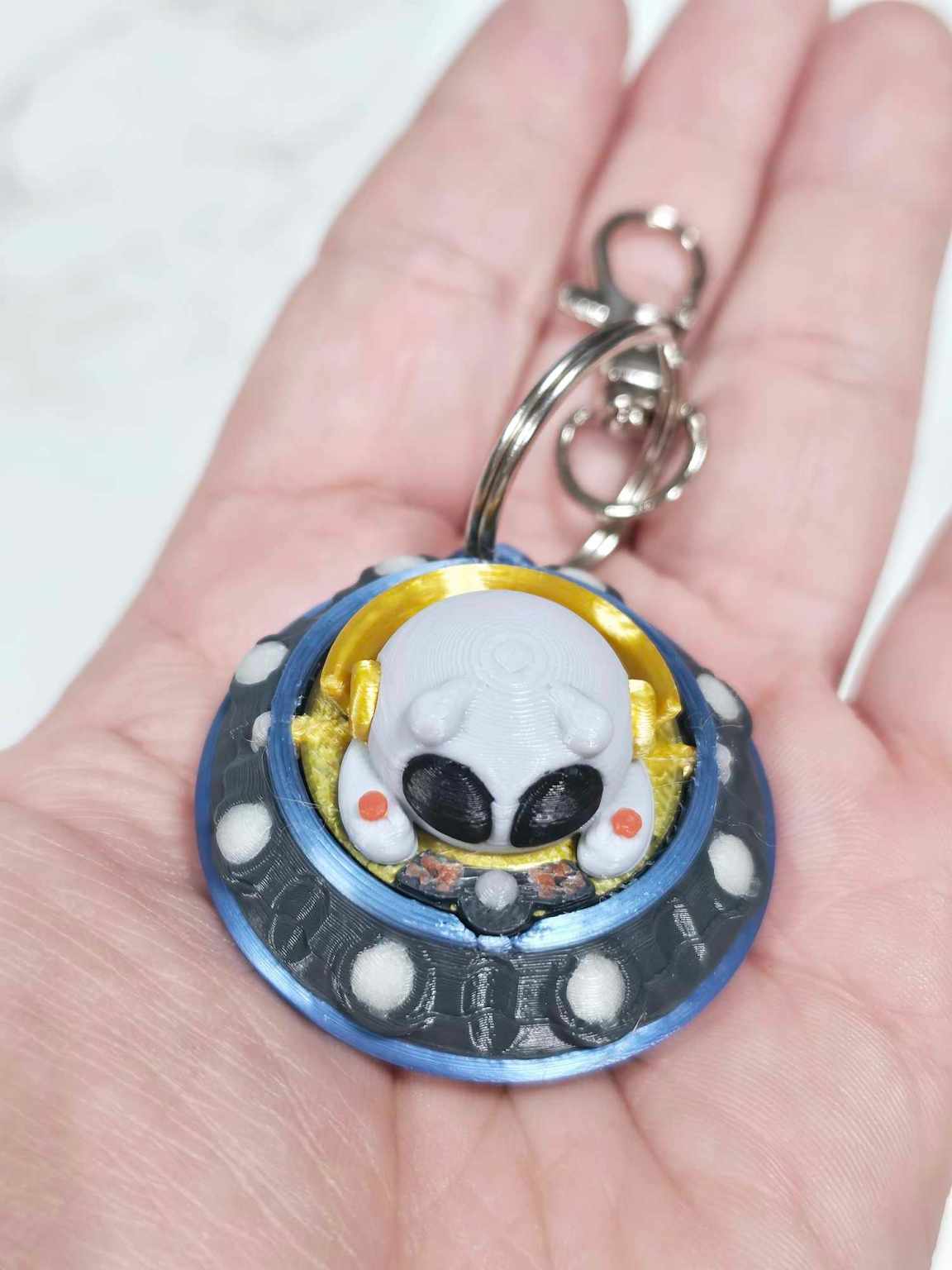 Key Chains: Alien Spaceship